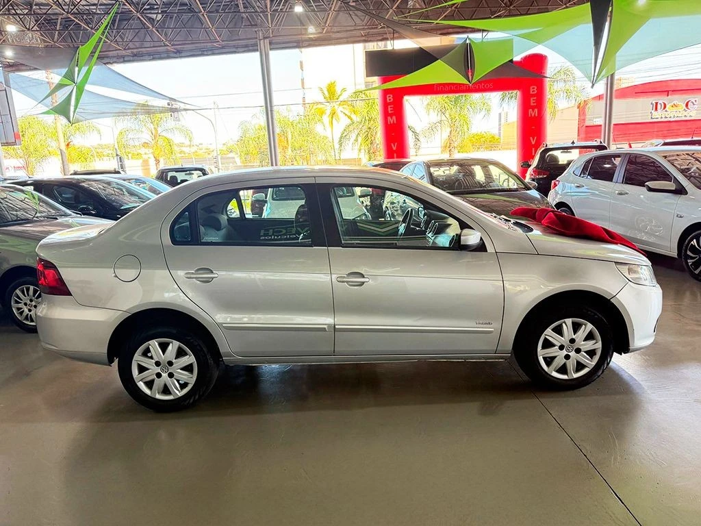 VOLKSWAGEN VOYAGE