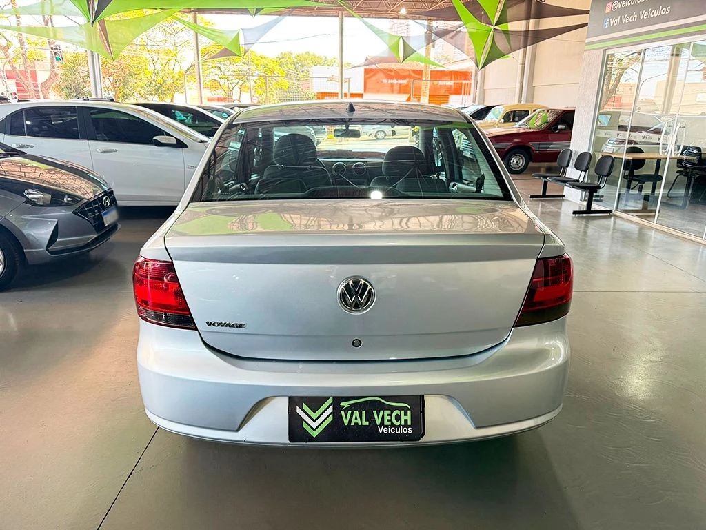VOLKSWAGEN VOYAGE