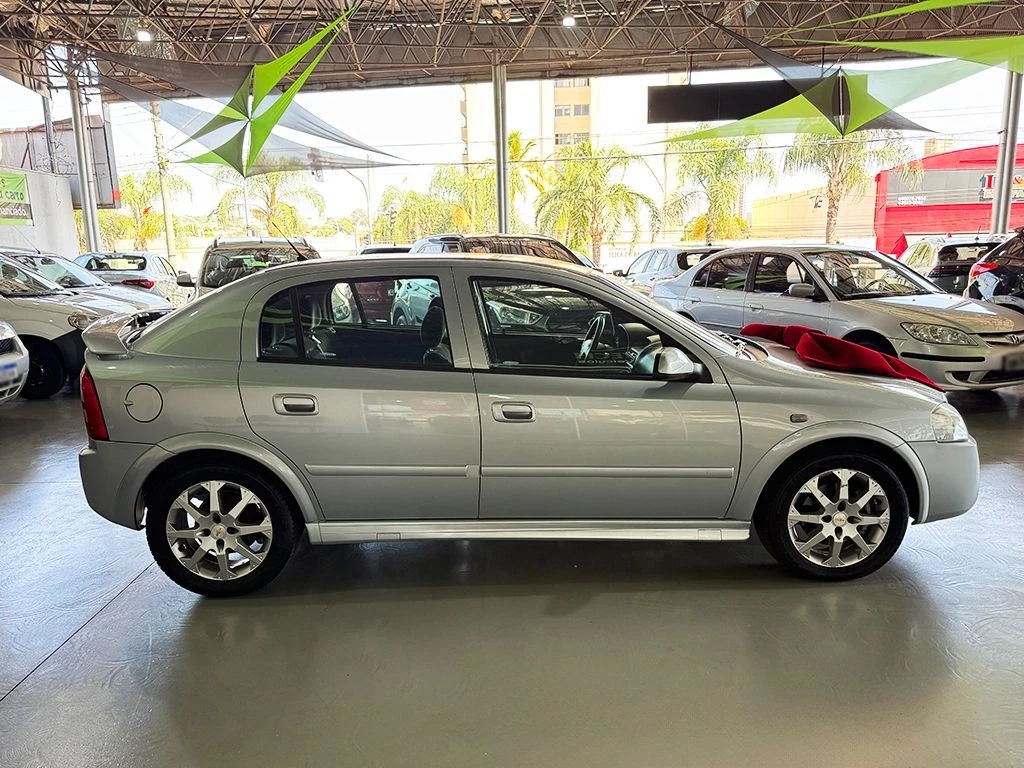 CHEVROLET ASTRA