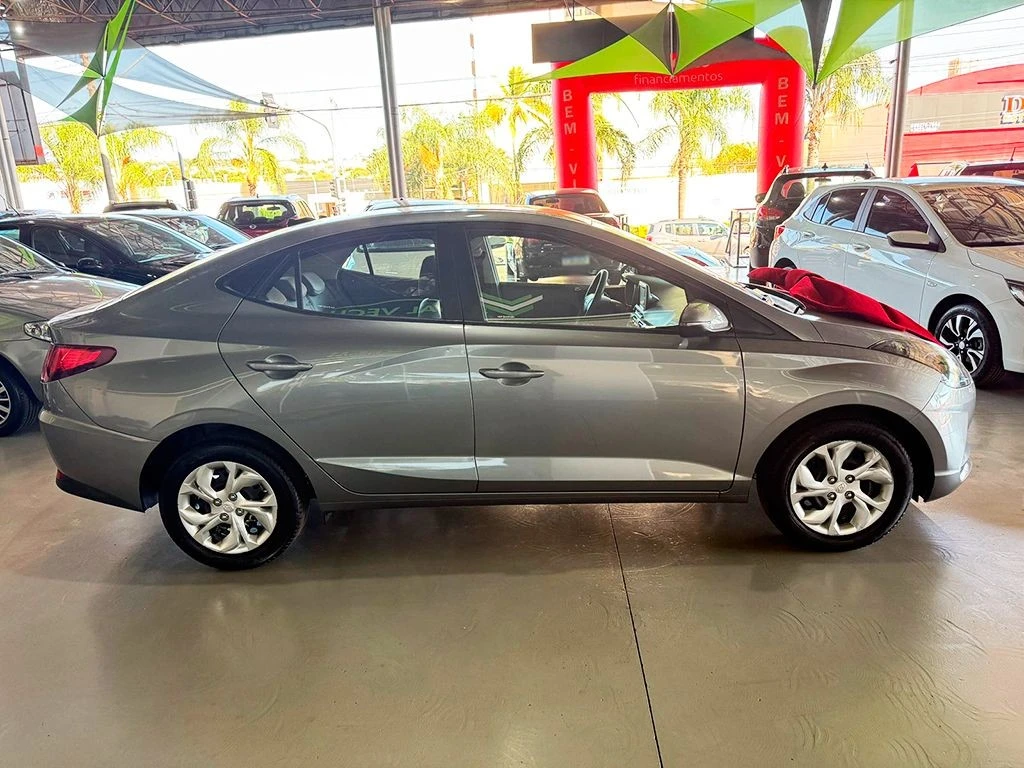 HYUNDAI HB20S