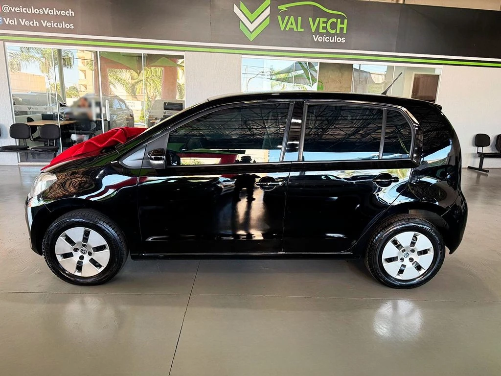 VOLKSWAGEN UP