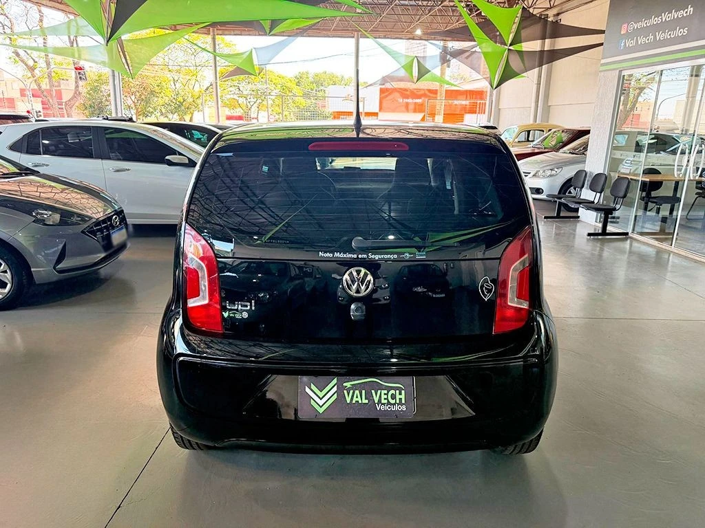 VOLKSWAGEN UP