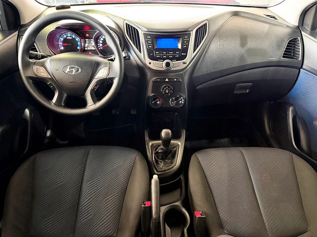 HYUNDAI HB20S