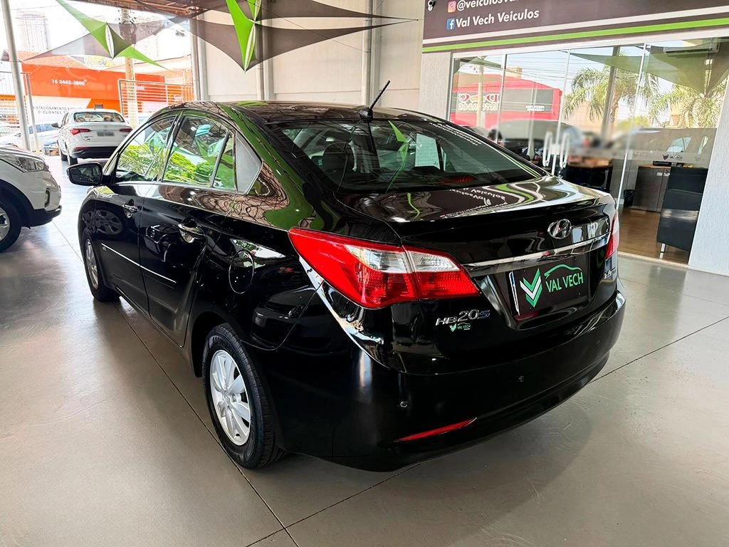 HYUNDAI HB20S