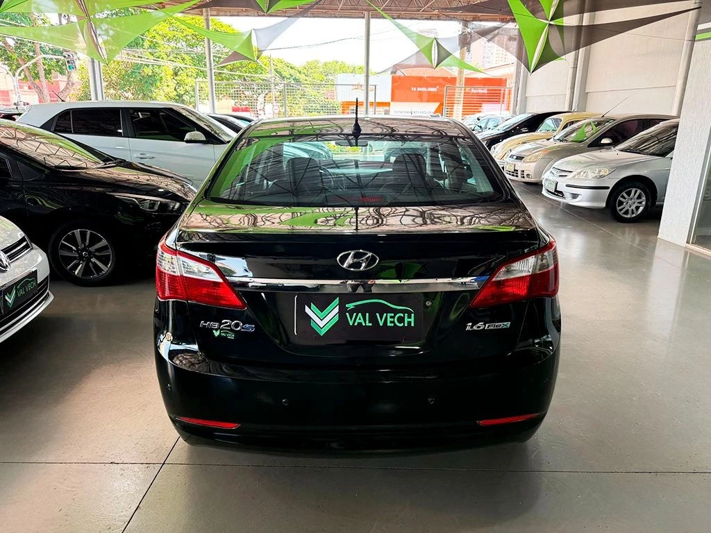 HYUNDAI HB20S