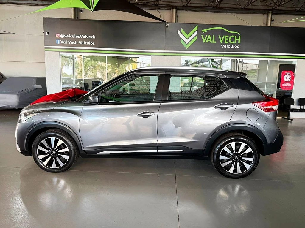 NISSAN KICKS