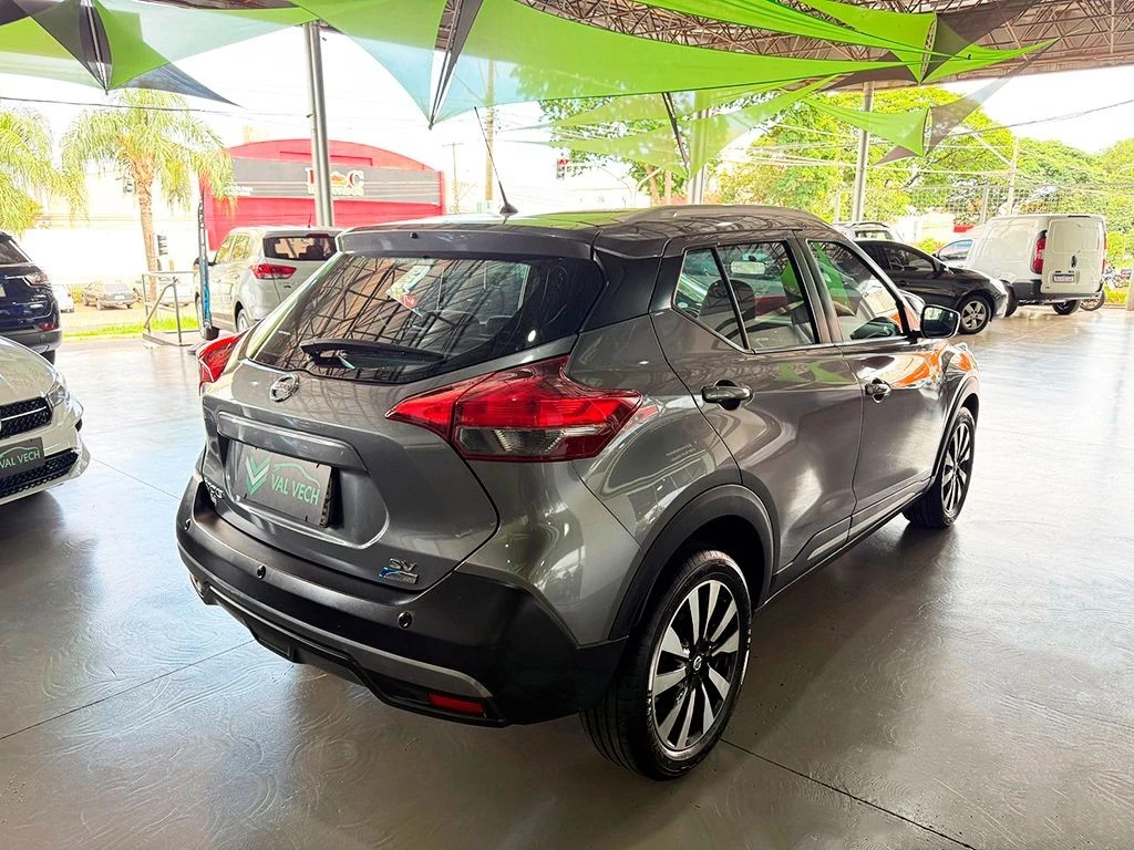 NISSAN KICKS