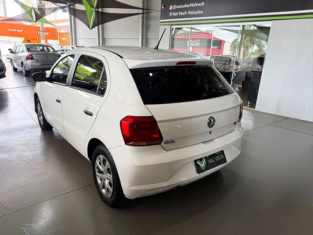 VOLKSWAGEN GOL