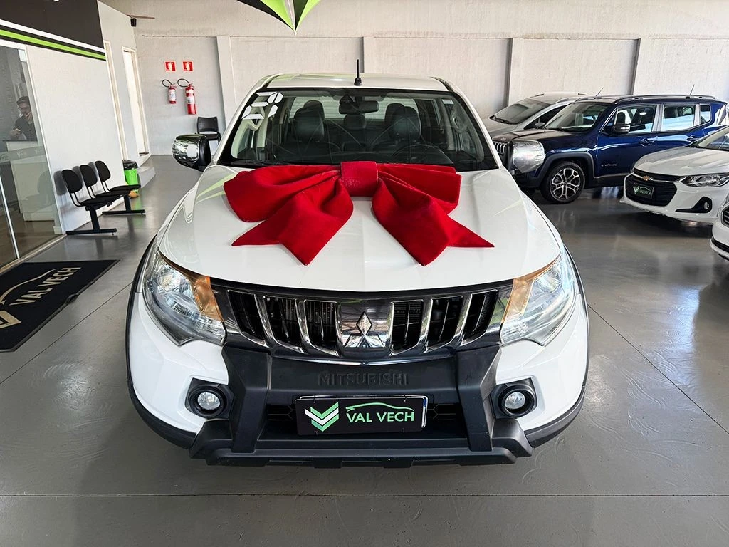 MITSUBISHI L200 TRITON