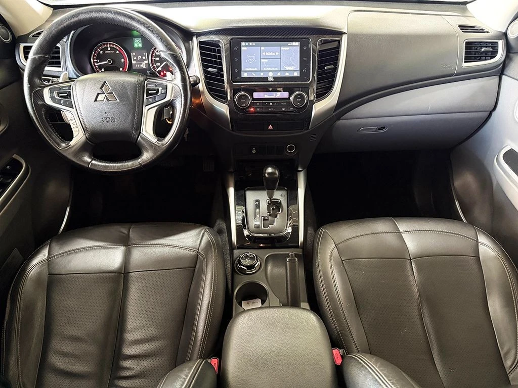 MITSUBISHI L200 TRITON