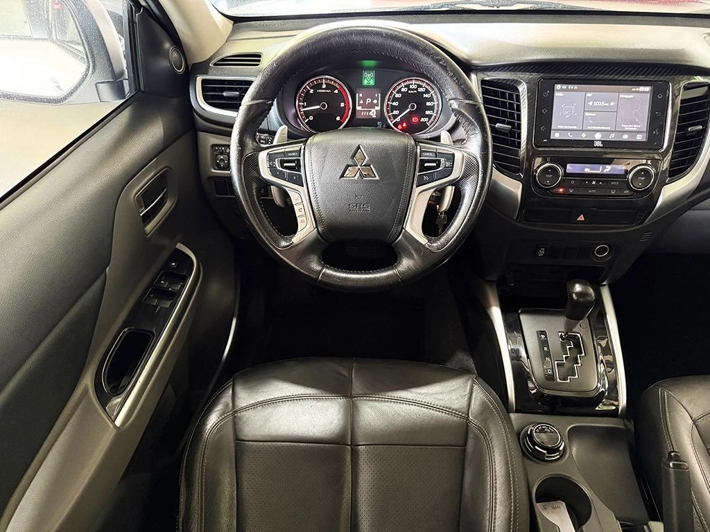 MITSUBISHI L200 TRITON