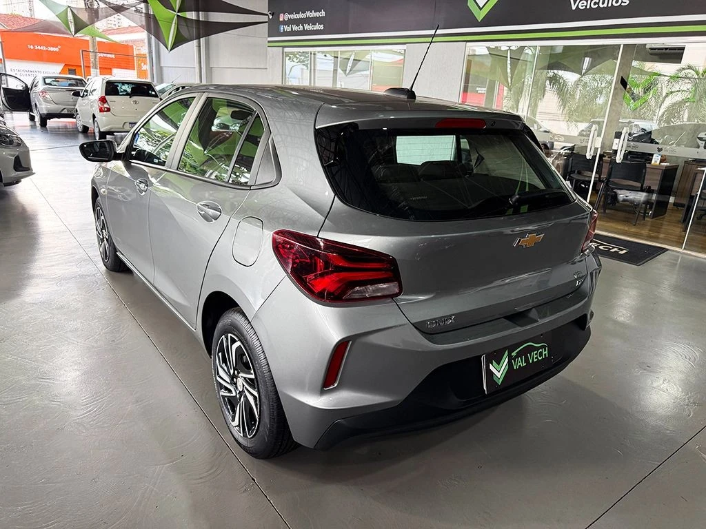 CHEVROLET ONIX