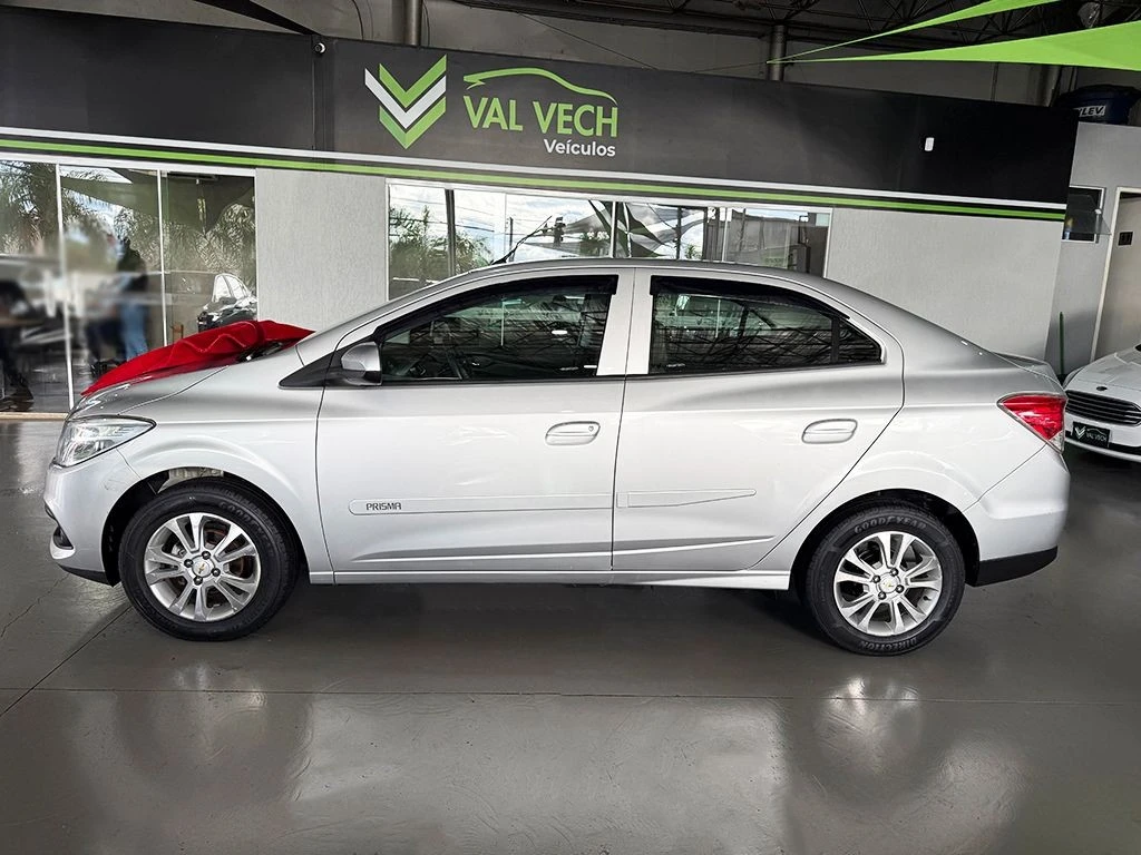 CHEVROLET PRISMA