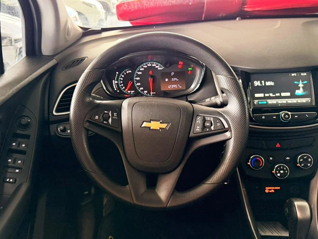 CHEVROLET TRACKER