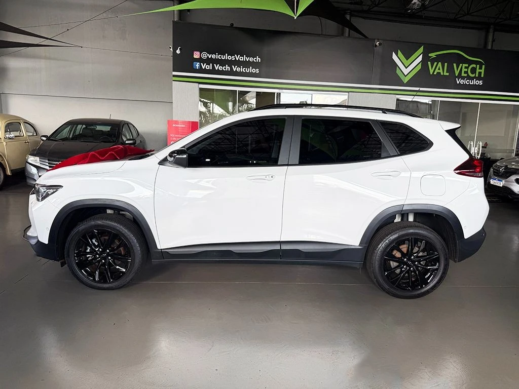 CHEVROLET TRACKER