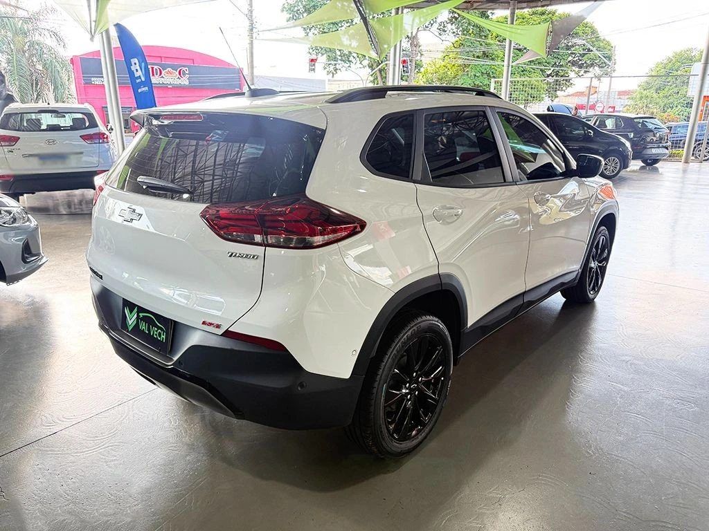 CHEVROLET TRACKER