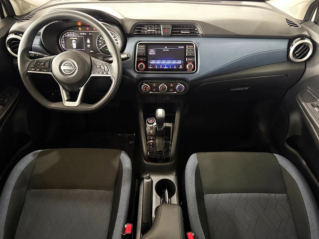 NISSAN VERSA