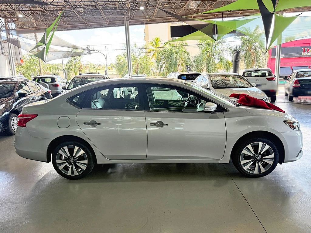 NISSAN SENTRA