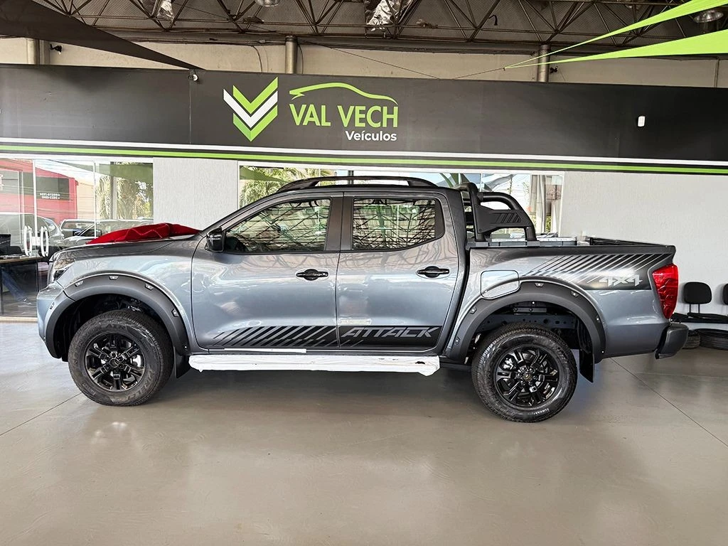 NISSAN FRONTIER