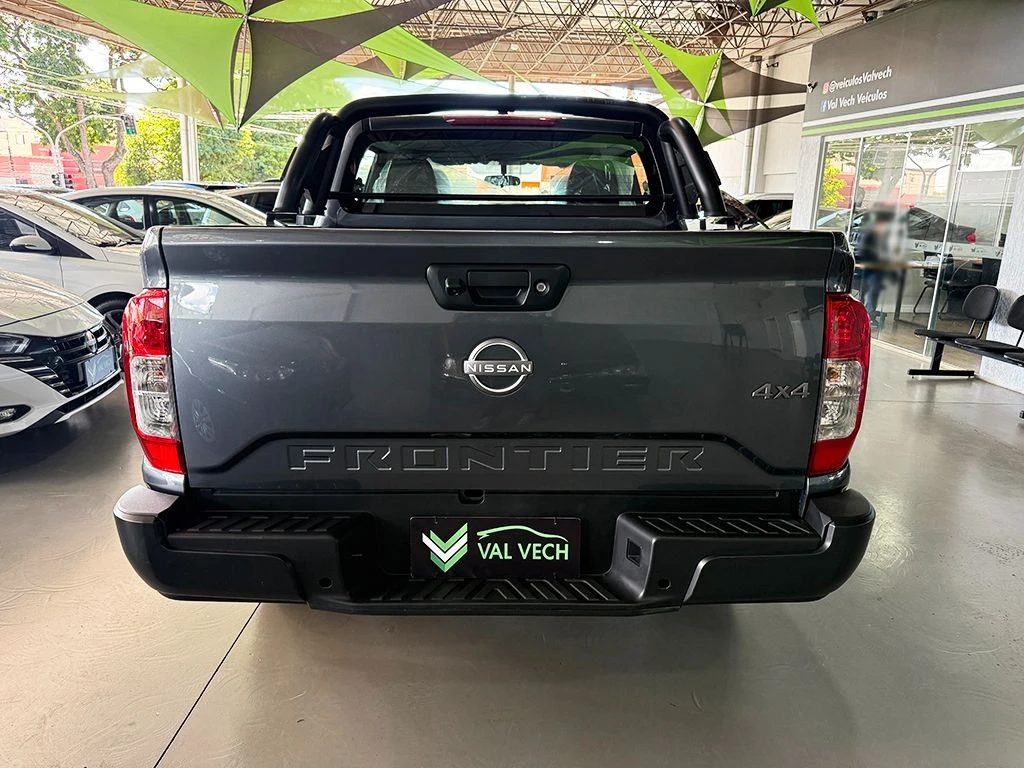 NISSAN FRONTIER