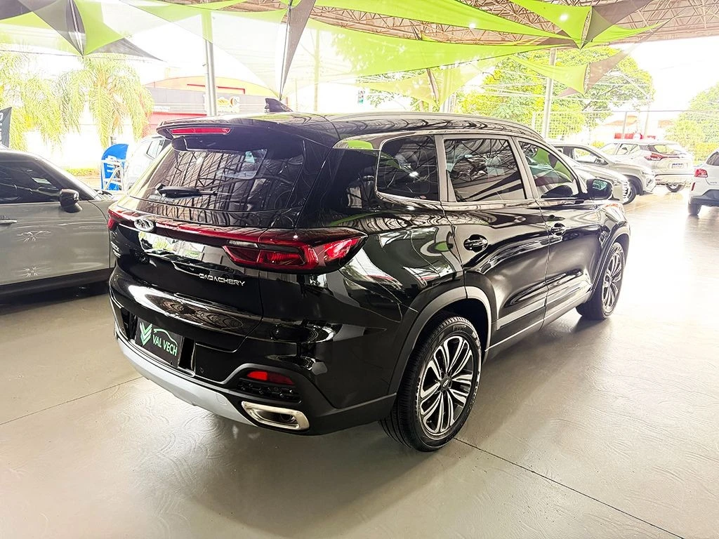 CHERY TIGGO 8