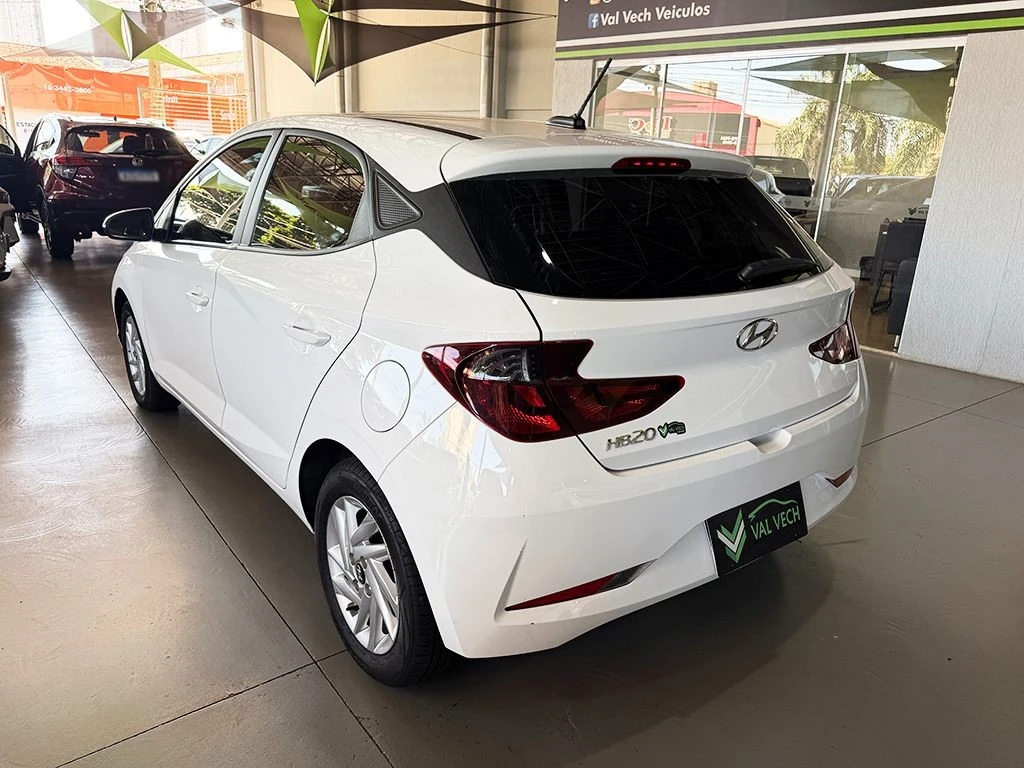 HYUNDAI HB20