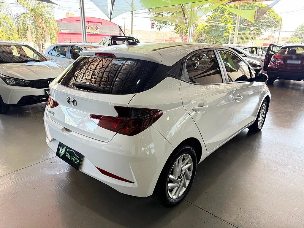 HYUNDAI HB20