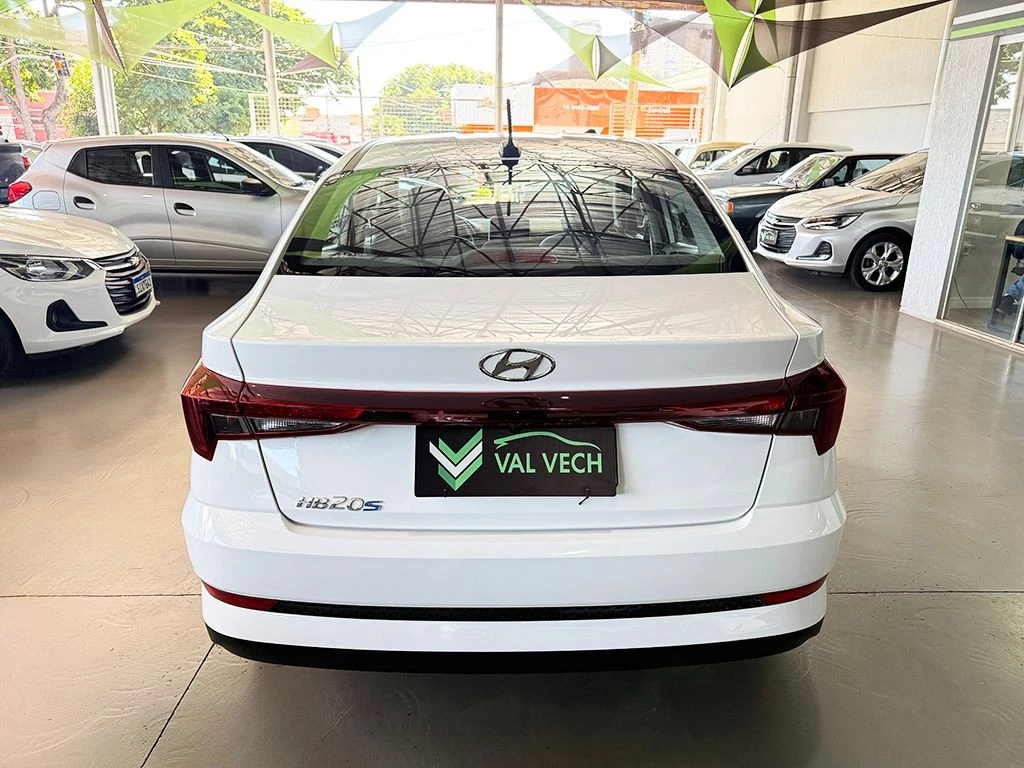 HYUNDAI HB20S