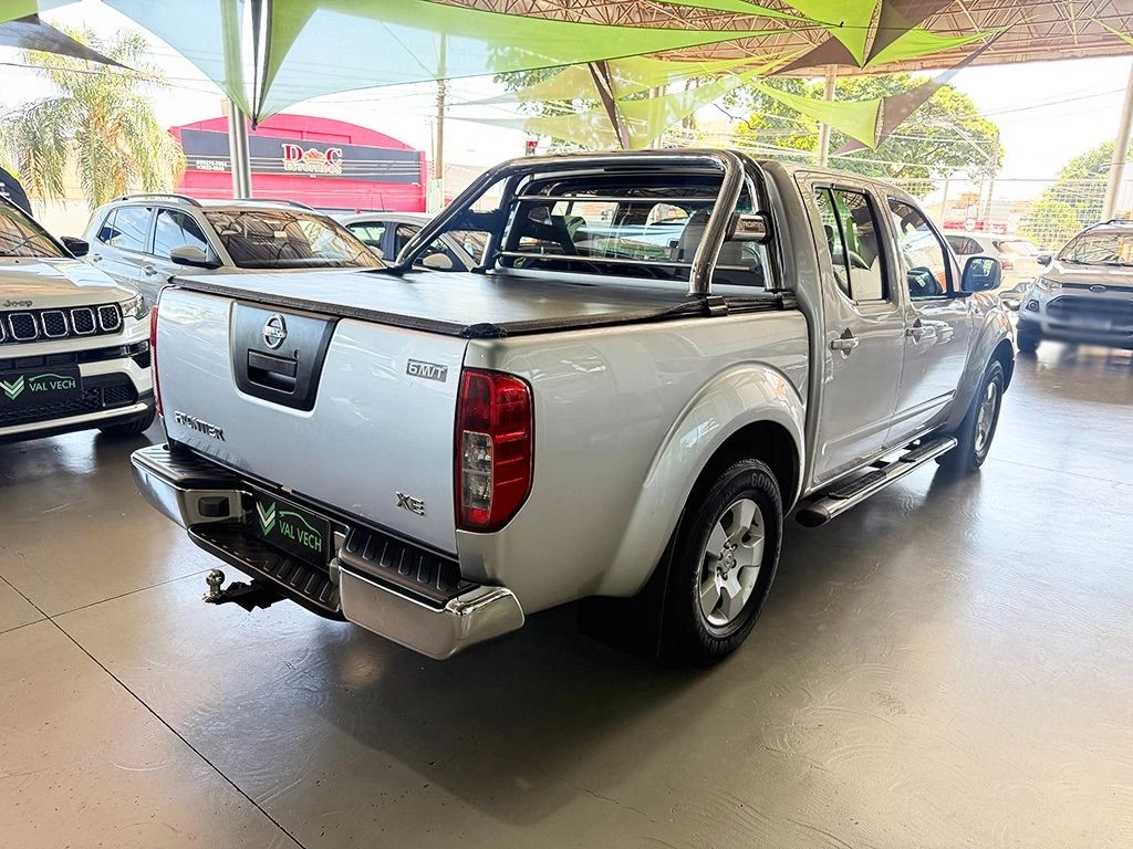 NISSAN FRONTIER