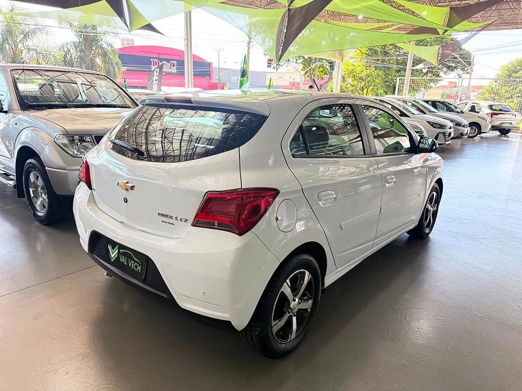 CHEVROLET ONIX