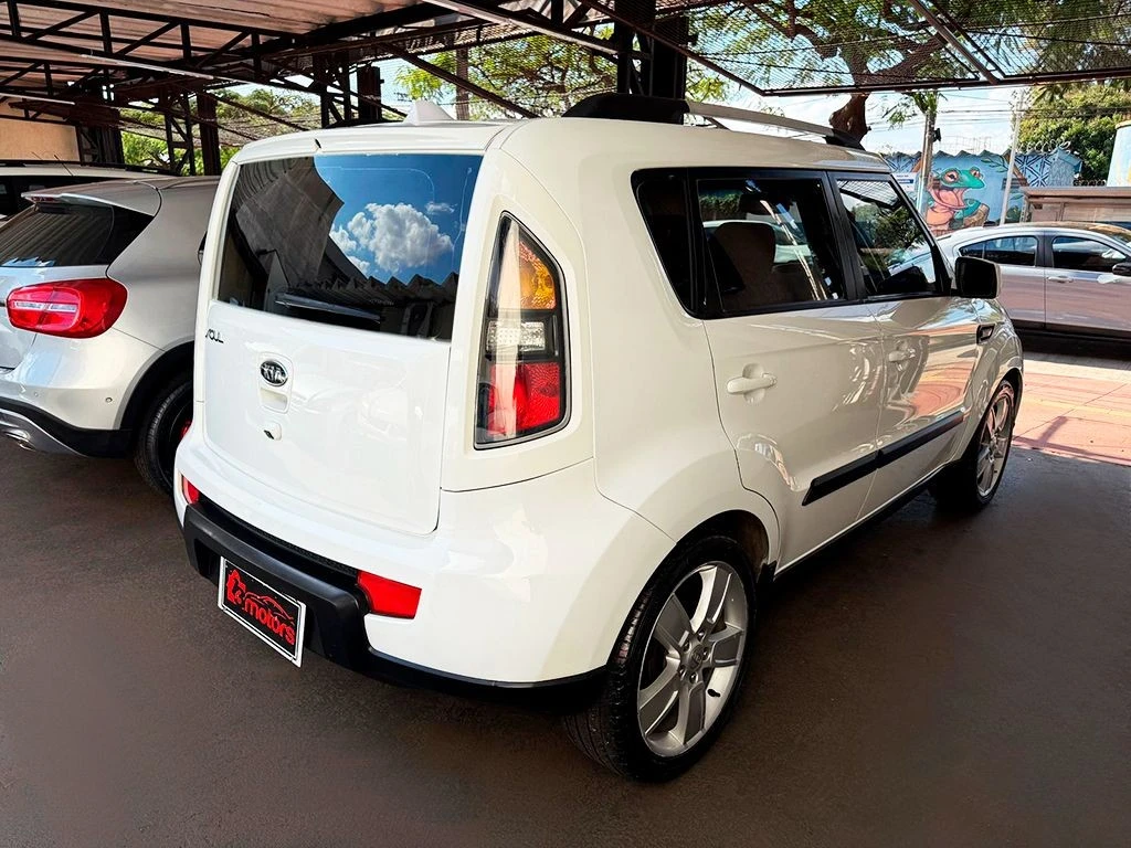 KIA SOUL