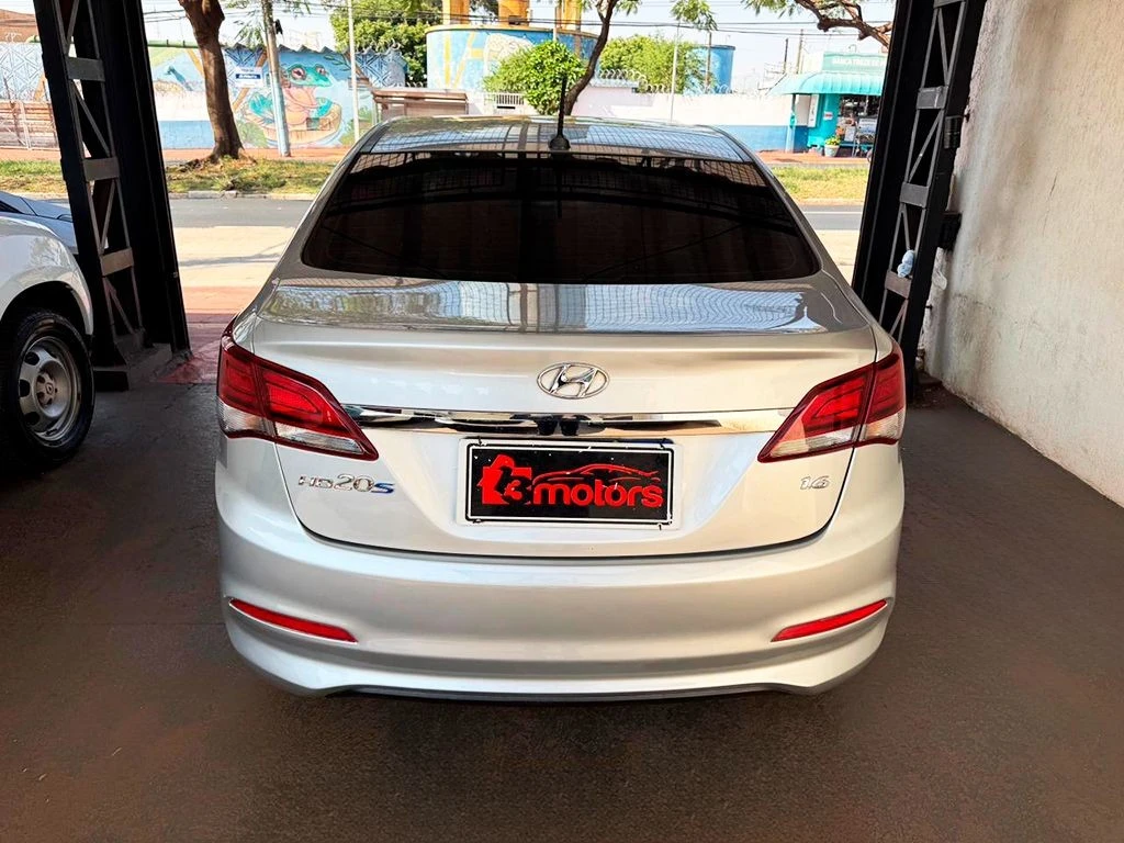 HYUNDAI HB20S