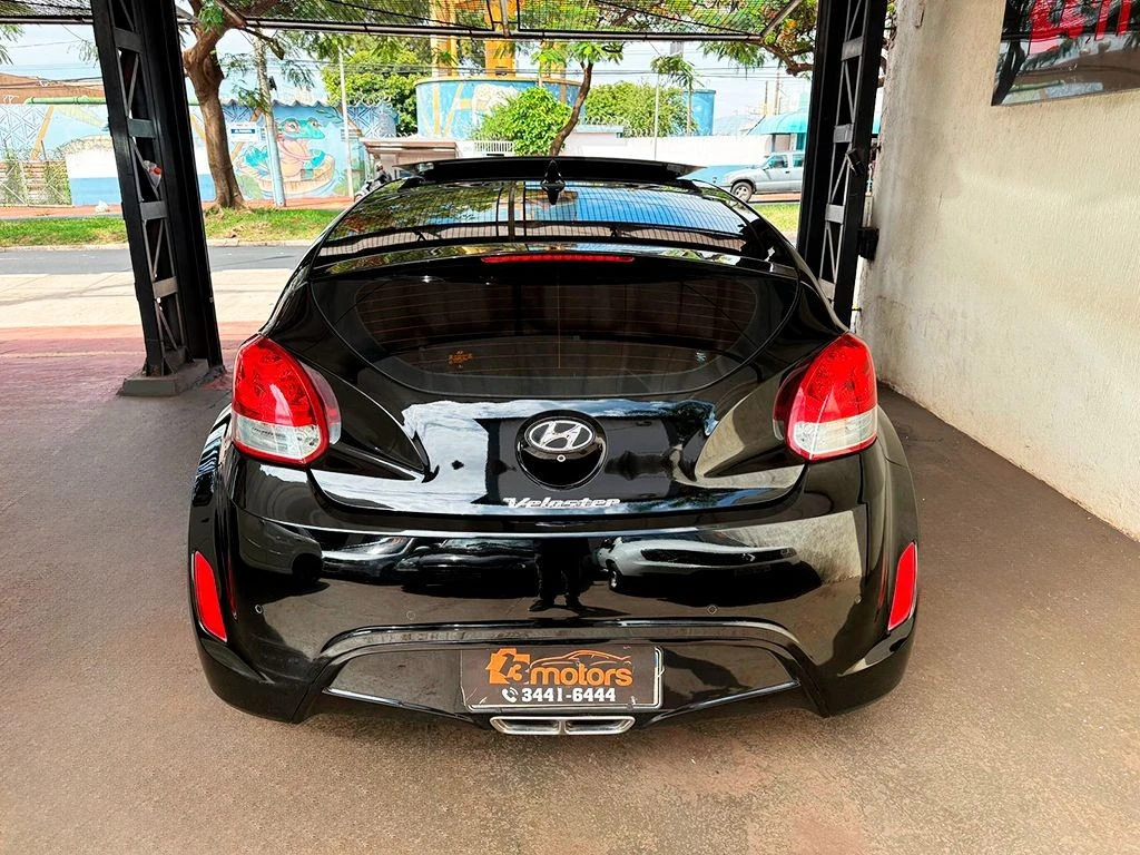 HYUNDAI VELOSTER