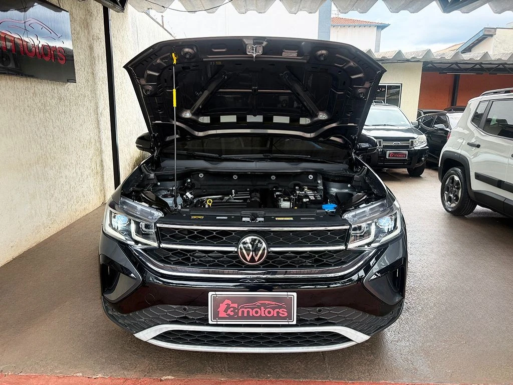 VOLKSWAGEN TAOS