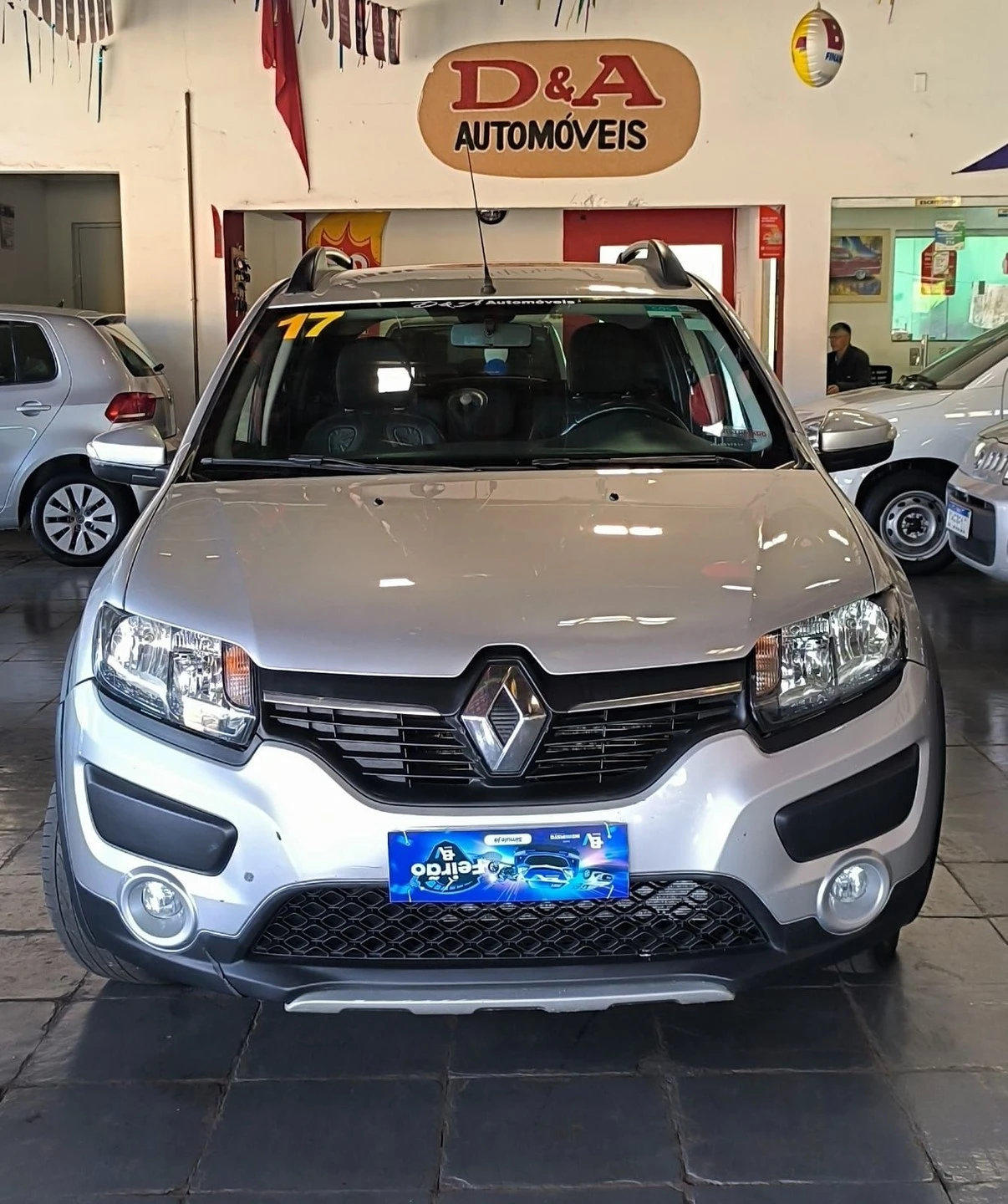 RENAULT SANDERO