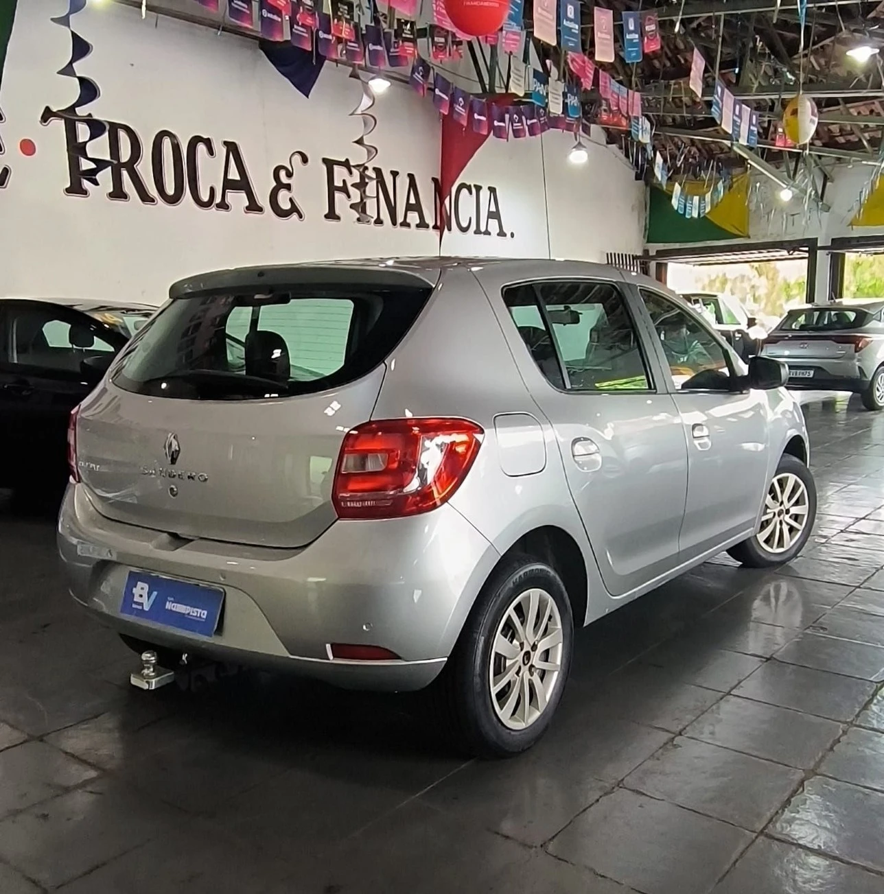 RENAULT SANDERO