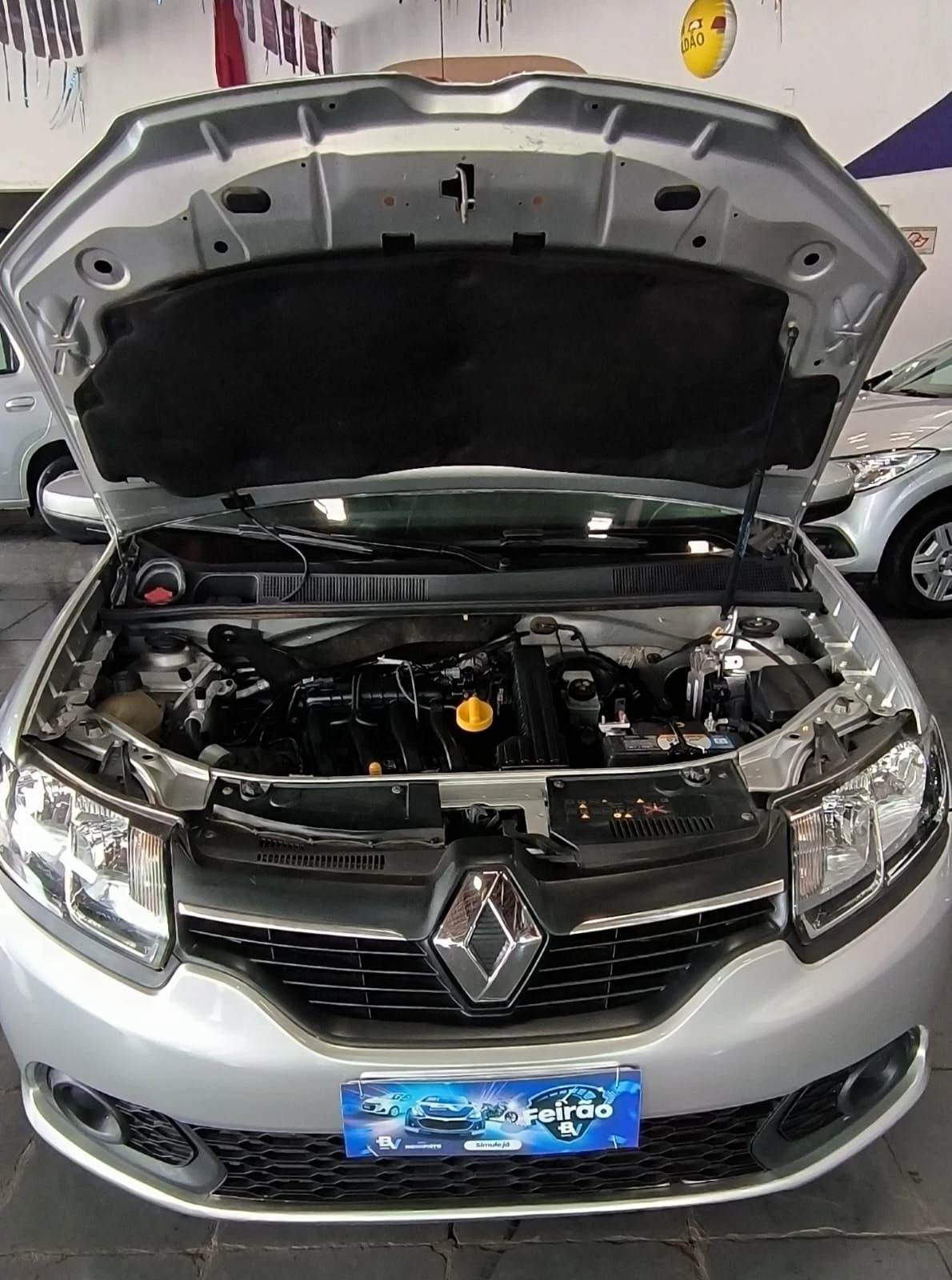 RENAULT SANDERO