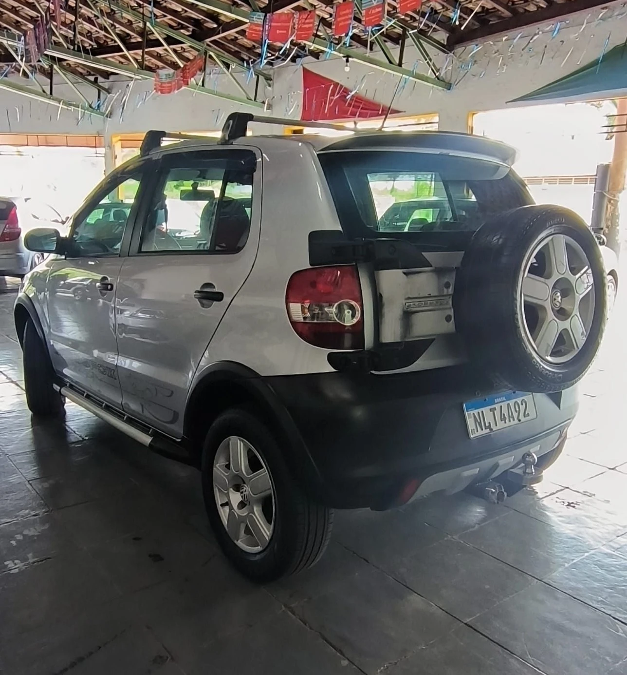 VOLKSWAGEN CROSSFOX