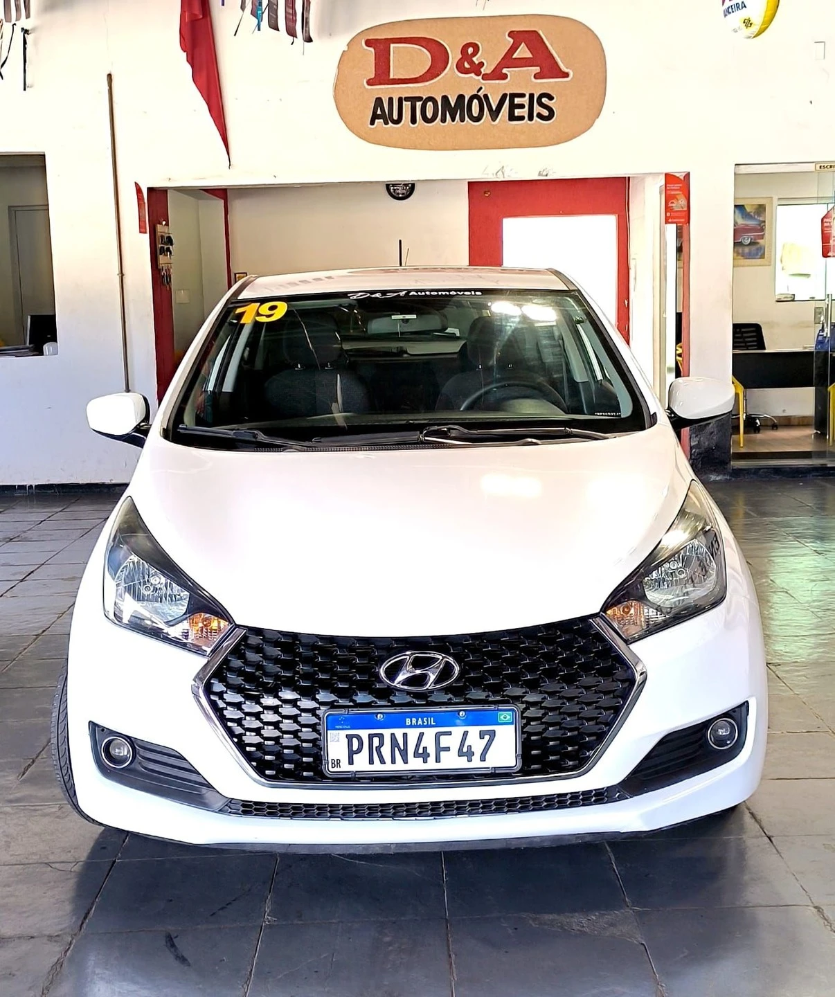 HYUNDAI HB20