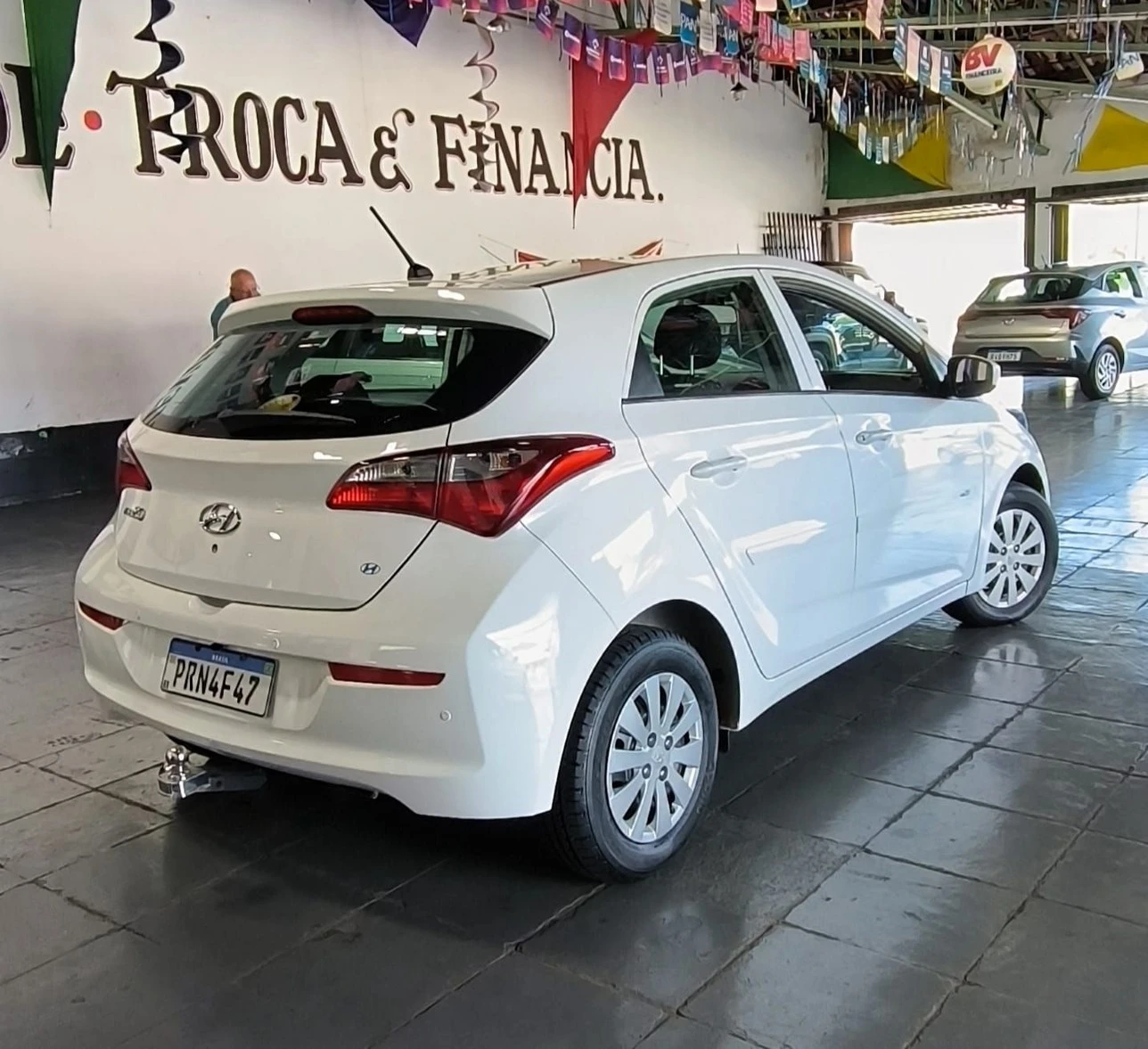 HYUNDAI HB20