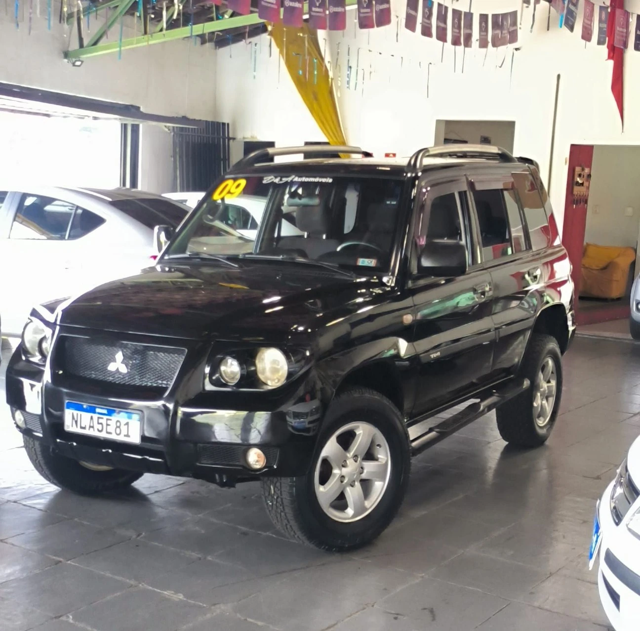 MITSUBISHI PAJERO TR4