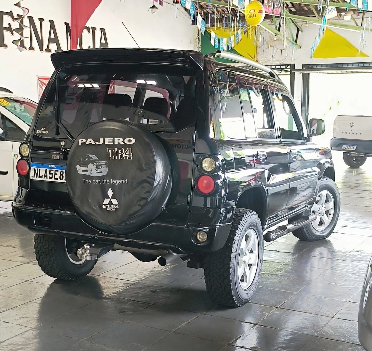 MITSUBISHI PAJERO TR4