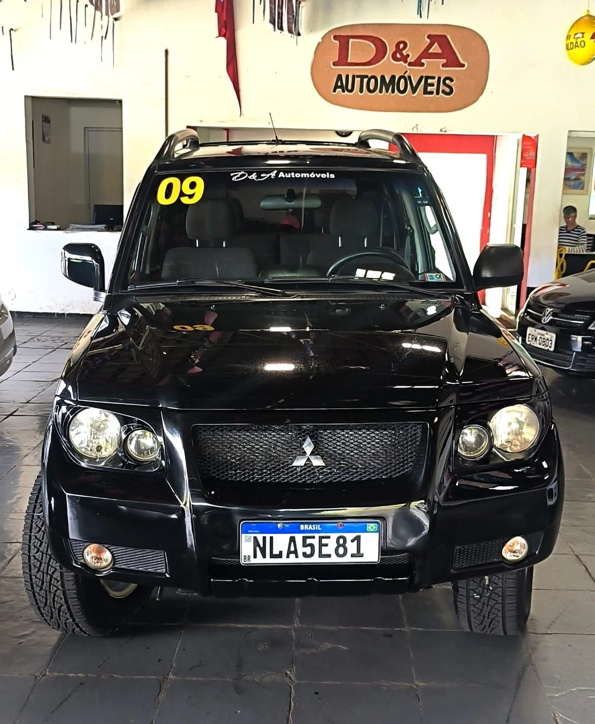 MITSUBISHI PAJERO TR4