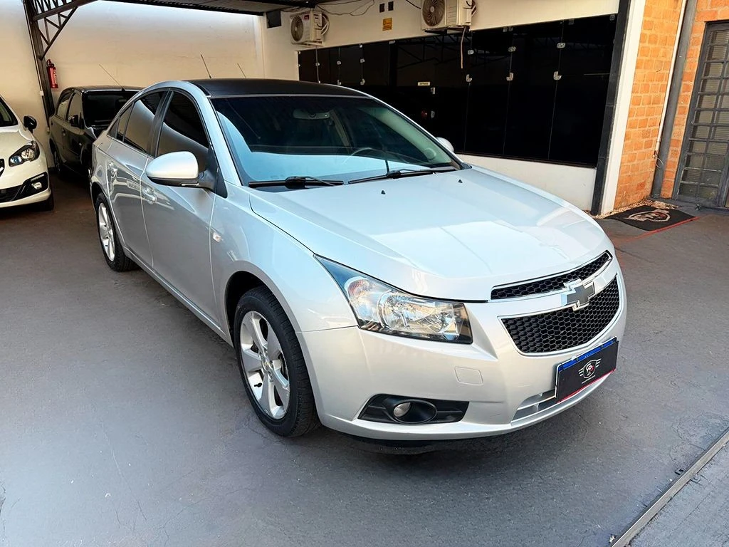 CHEVROLET CRUZE