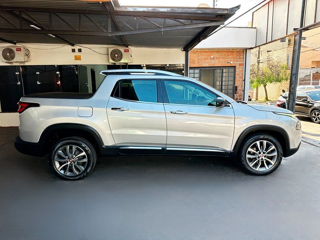 FIAT TORO