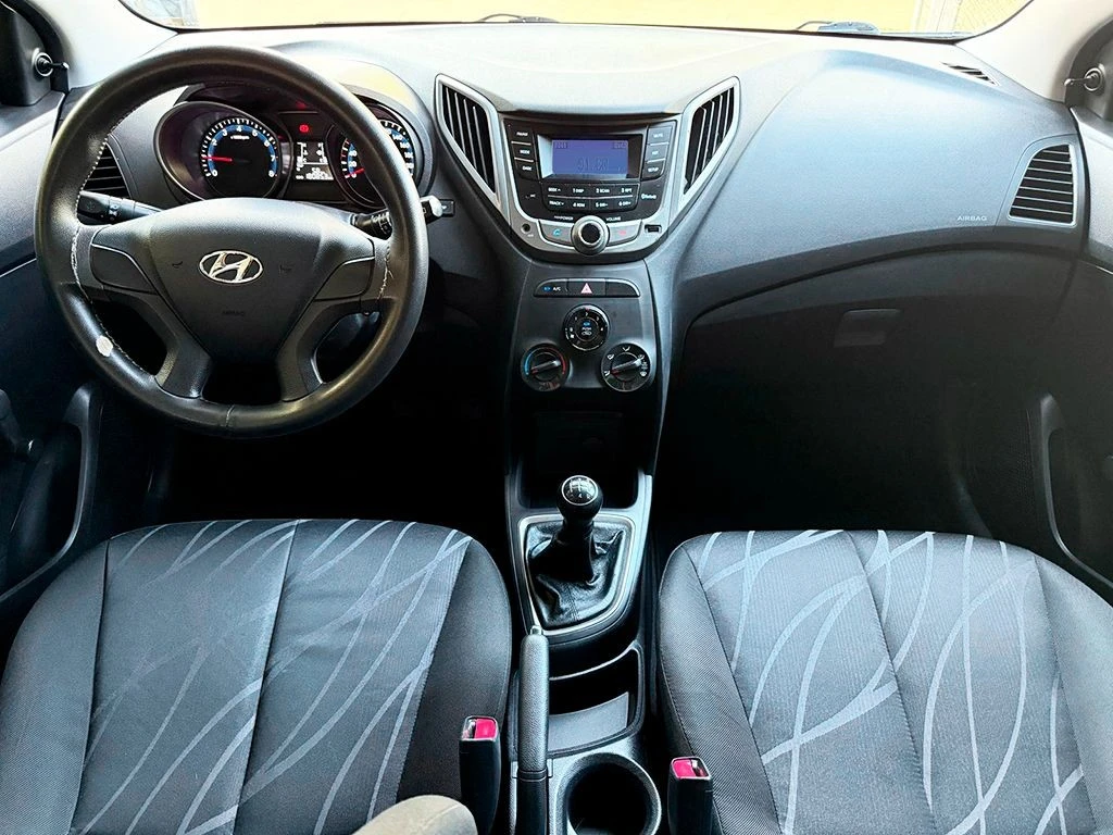 HYUNDAI HB20