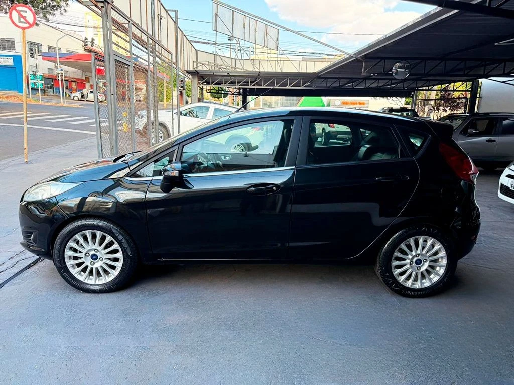 FORD FIESTA
