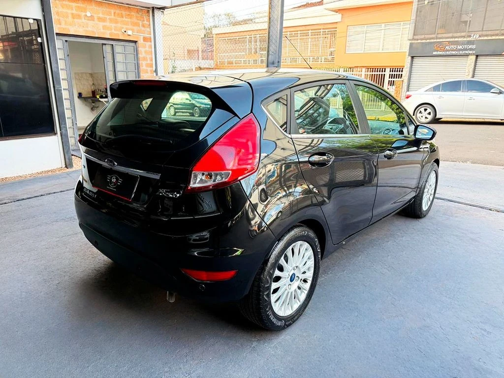 FORD FIESTA