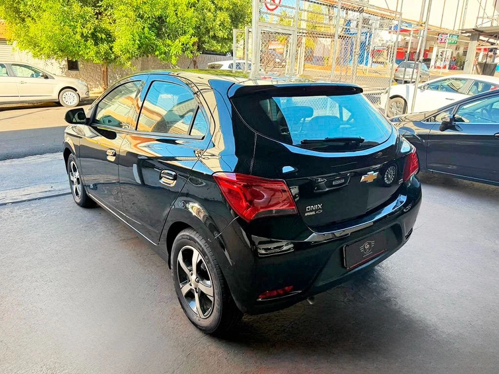 CHEVROLET ONIX