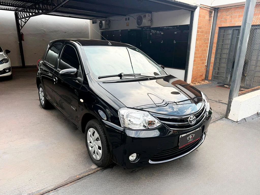 TOYOTA ETIOS